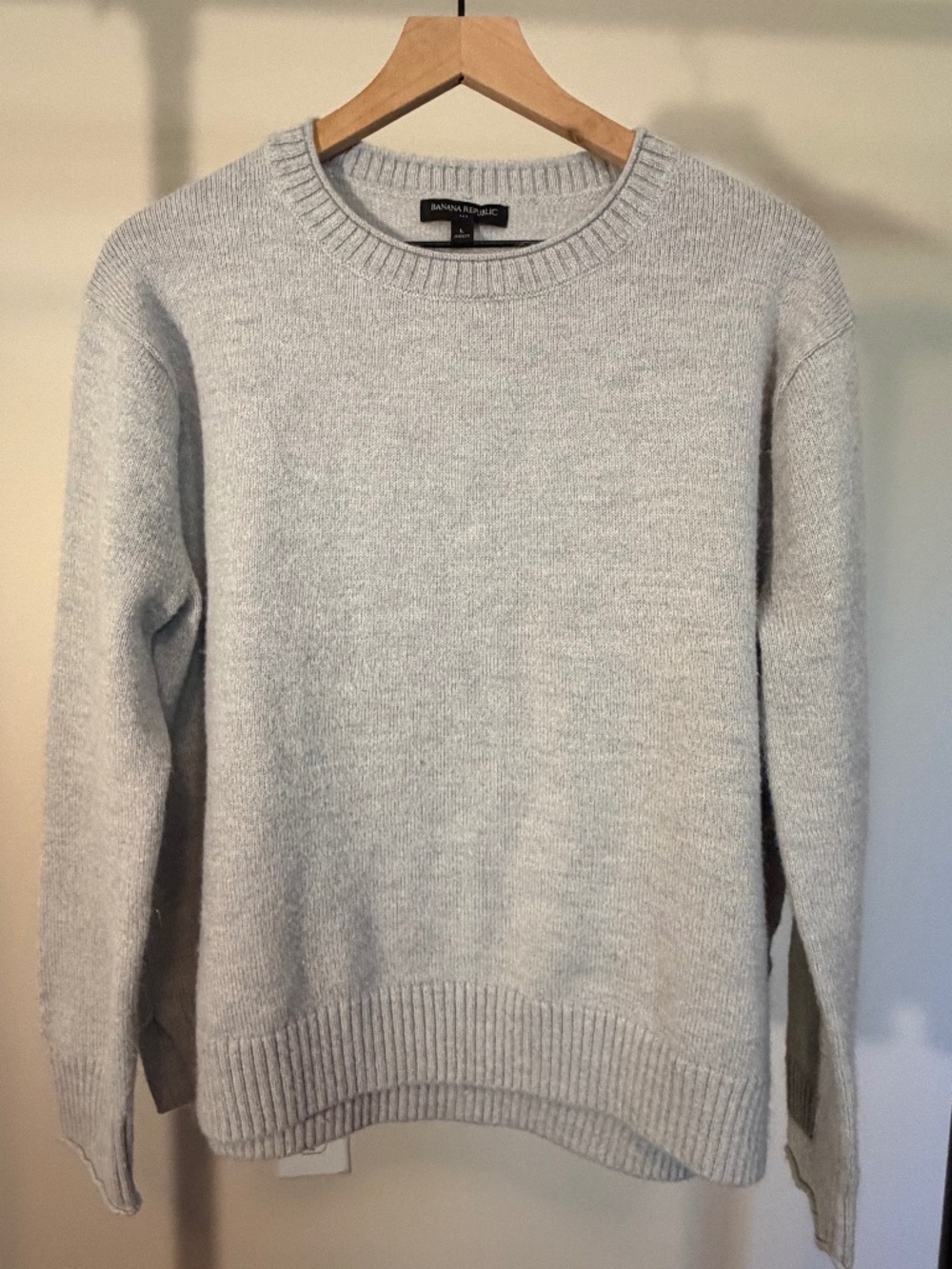 Banana Republic grey sweater